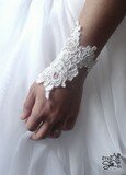 bracelet en dentelle de calais