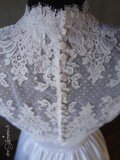 dos dentelle de calais rebrodé