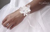 bracelet dentelle de calais & ruban